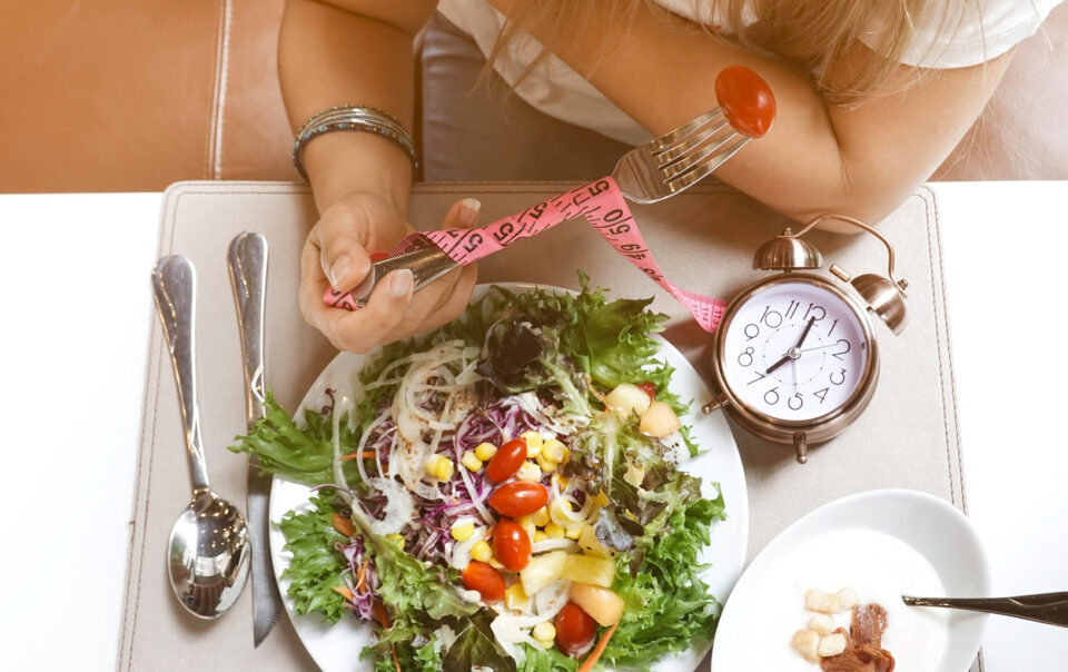 intermittent-fasting-for-pcos:-a-promising-approach-to-managing-symptoms:-healthifyme