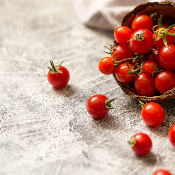 cherry-tomatoes:-red-bulbs-of-health-wonders-healthifyme