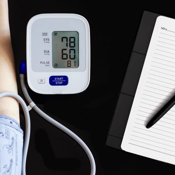 low-blood-pressure-understanding-hypotension:-healthifyme