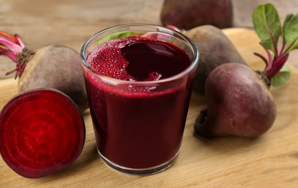beetroot-juice:-nature's-elixir-for-the-body:-healthifyme