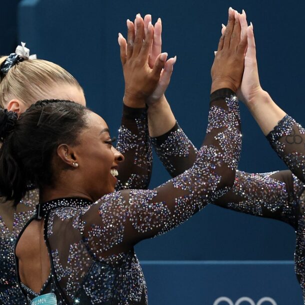 simone-biles-and-suni-lee-are-set-to-face-off-against-each-other-in-history-making-all-around-event